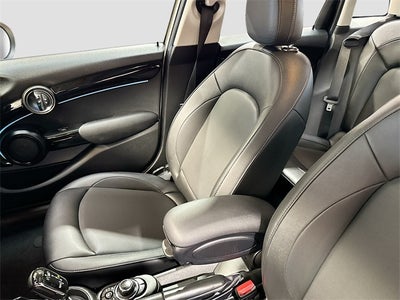 2023 MINI Cooper Base