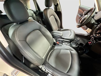 2023 MINI Cooper Base