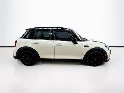 2023 MINI Cooper Base