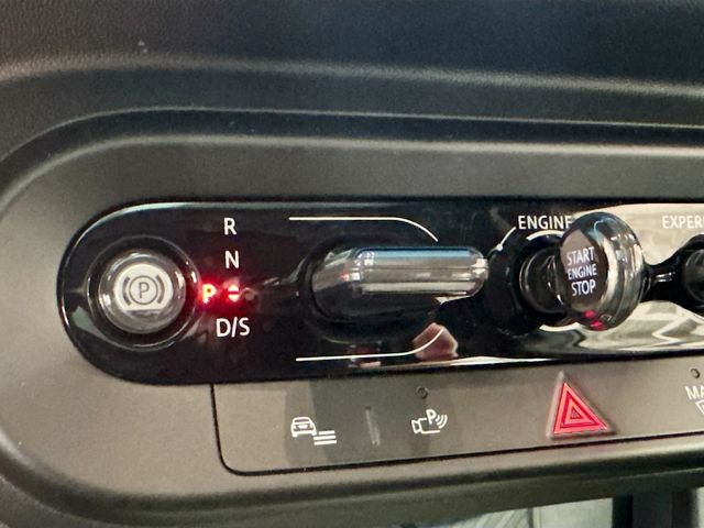 2026 MINI 2 DOOR ICONIC
