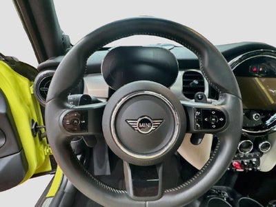 2024 MINI HARDTOP 4 DOOR Iconic