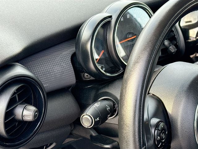 2015 MINI Cooper Base