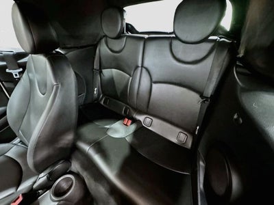 2011 MINI CONVERTIBLE Base