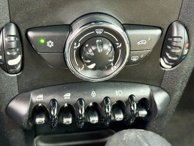 2012 MINI CONVERTIBLE Base
