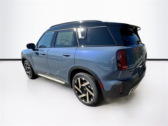 2026 MINI Cooper S Countryman ICONIC