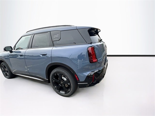 2026 MINI Cooper S Countryman ICONIC