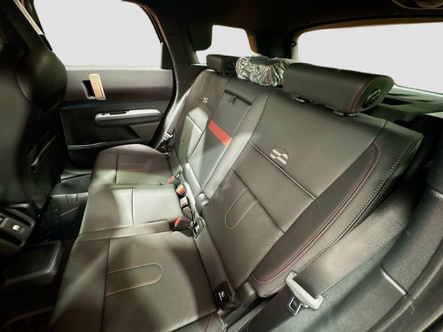 2027 MINI COUNTRYMAN ICONIC