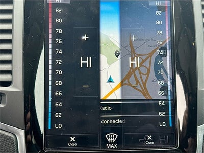 2020 Volvo XC90 T6 Momentum