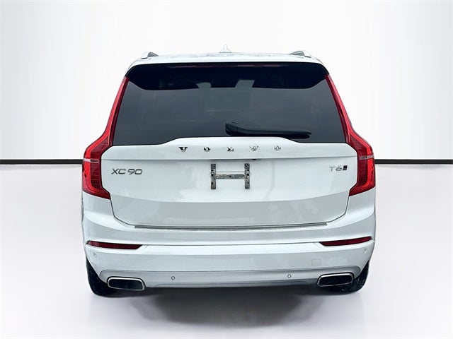 2020 Volvo XC90 T6 Momentum