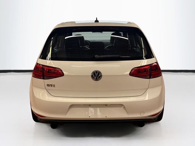 2016 Volkswagen Golf GTI Base