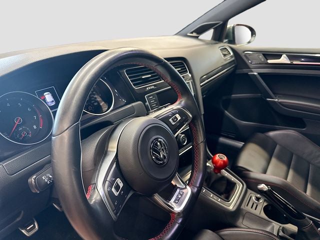 2016 Volkswagen Golf GTI Base