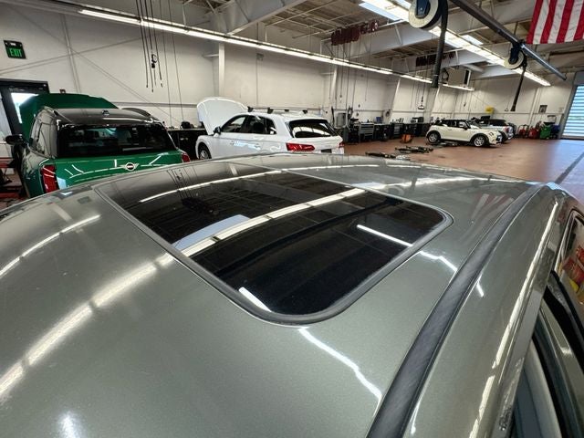 2012 Toyota Camry Hybrid XLE