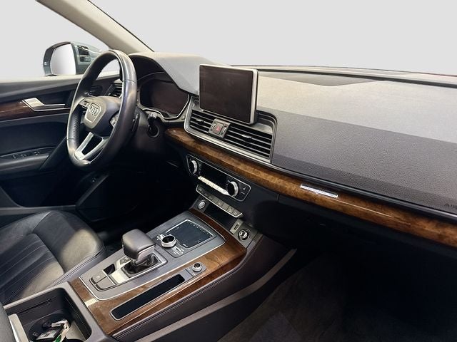 2020 Audi Q5 45 Premium Plus quattro