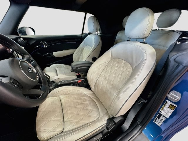 2024 MINI CONVERTIBLE Signature