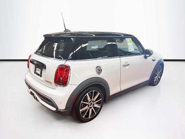 2022 MINI HARDTOP 2 DOOR SIGNATURE