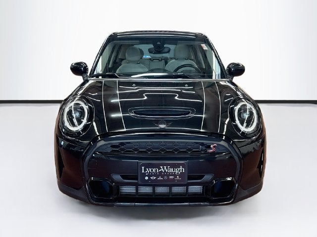 2024 MINI HARDTOP 4 DOOR Iconic
