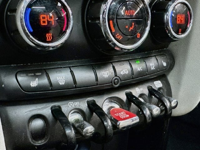 2024 MINI HARDTOP 4 DOOR Iconic