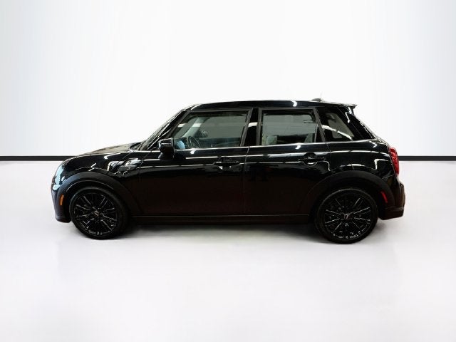 2024 MINI HARDTOP 4 DOOR Iconic
