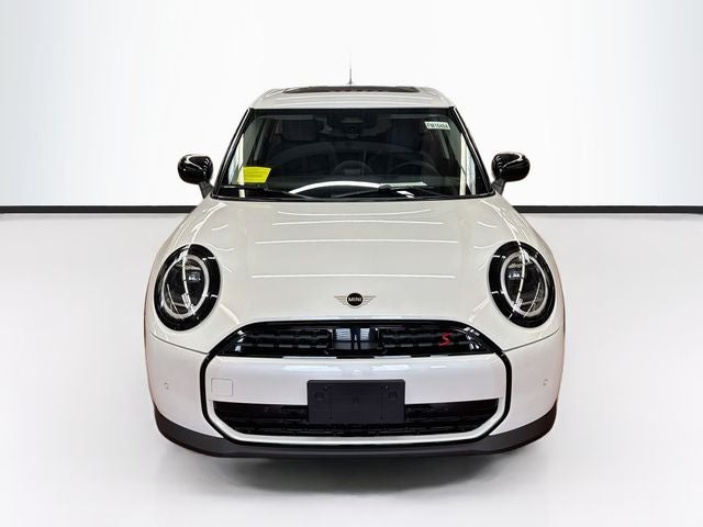 2027 MINI 4 DOOR Base