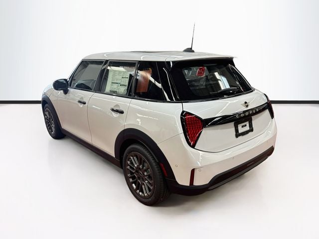 2027 MINI 4 DOOR Base