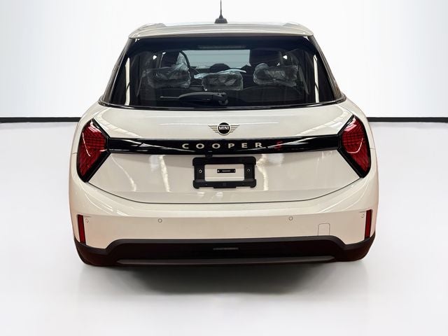2027 MINI 4 DOOR Base