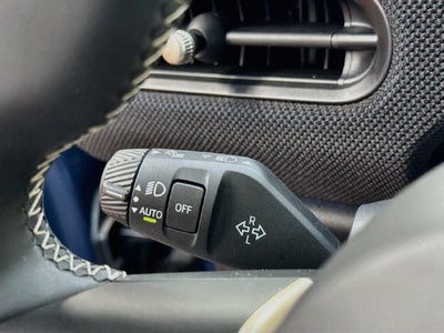 2026 MINI 4 DOOR Signature Plus