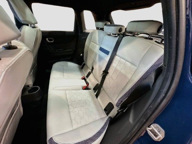 2026 MINI 4 DOOR Signature Plus