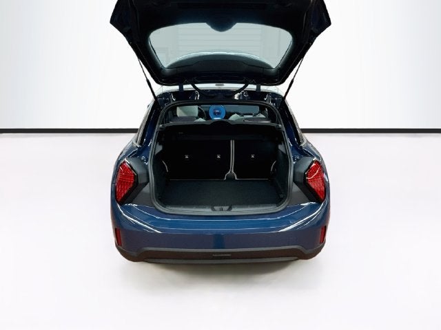 2026 MINI 4 DOOR Signature Plus