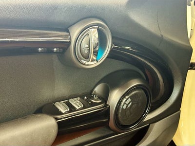 2017 MINI CONVERTIBLE Base