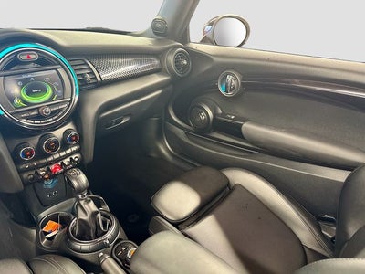 2017 MINI CONVERTIBLE Base