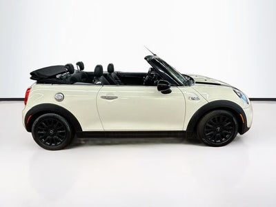2017 MINI CONVERTIBLE Base