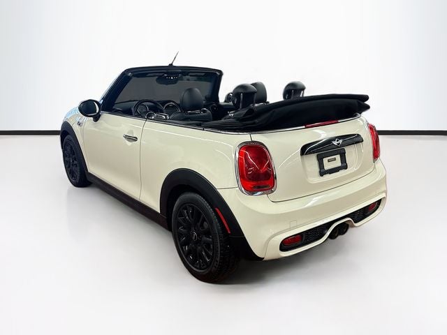 2017 MINI CONVERTIBLE Base