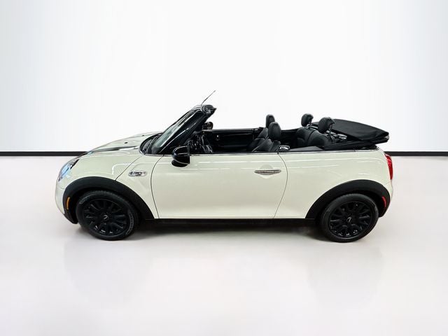 2017 MINI CONVERTIBLE Base