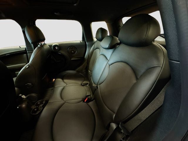 2016 MINI COUNTRYMAN Base