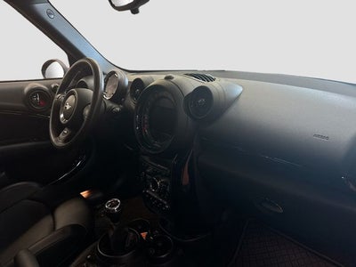 2016 MINI COUNTRYMAN Base