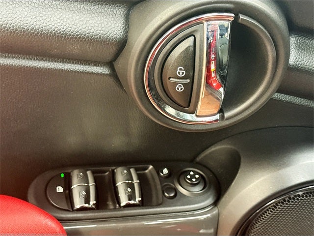 2017 MINI Cooper Base