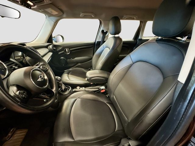 2018 MINI HARDTOP 4 DOOR Base