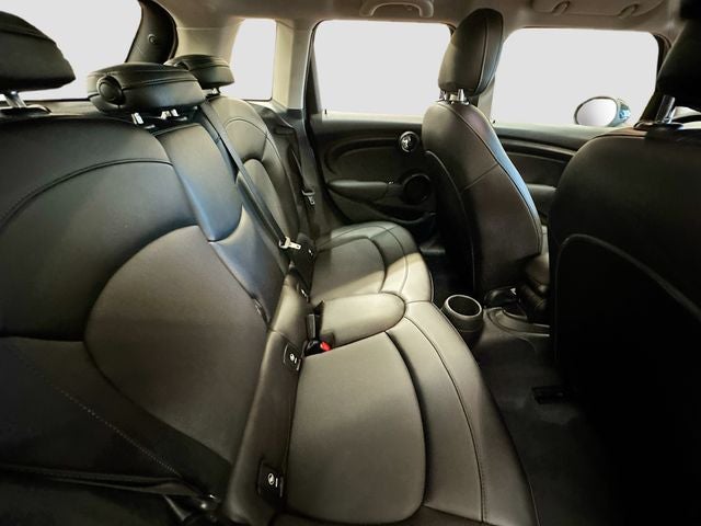 2018 MINI HARDTOP 4 DOOR Base