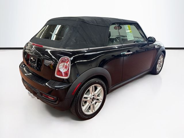 2014 MINI CONVERTIBLE Base