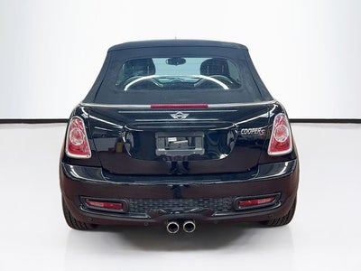 2014 MINI CONVERTIBLE Base