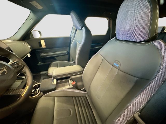 2027 MINI COUNTRYMAN SIGNATURE PLUS