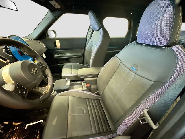 2027 MINI COUNTRYMAN SIGNATURE PLUS
