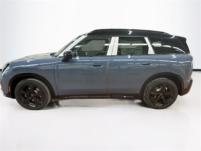 2026 MINI Cooper S Countryman ICONIC