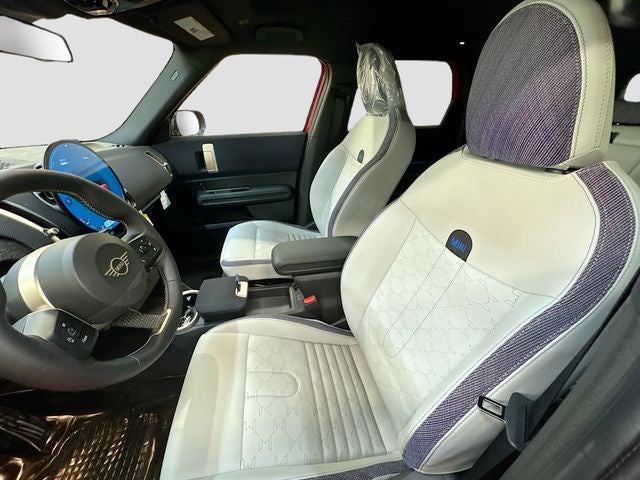 2027 MINI COUNTRYMAN OXFORD EDITION