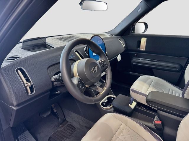 2027 MINI COUNTRYMAN SIGNATURE PLUS