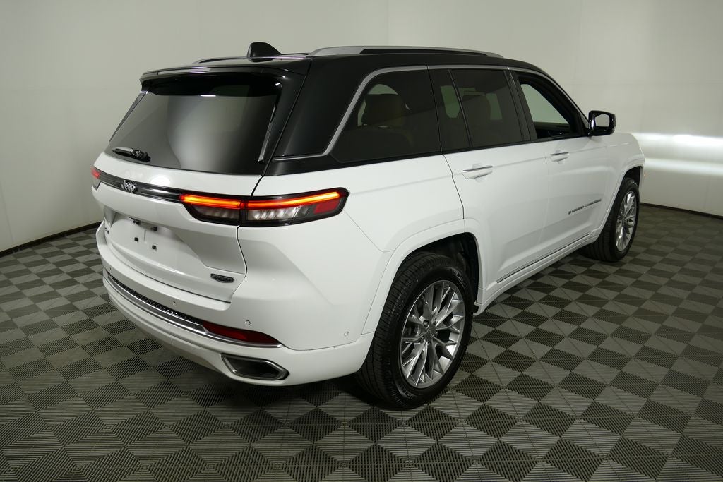 2023 Jeep Grand Cherokee Summit