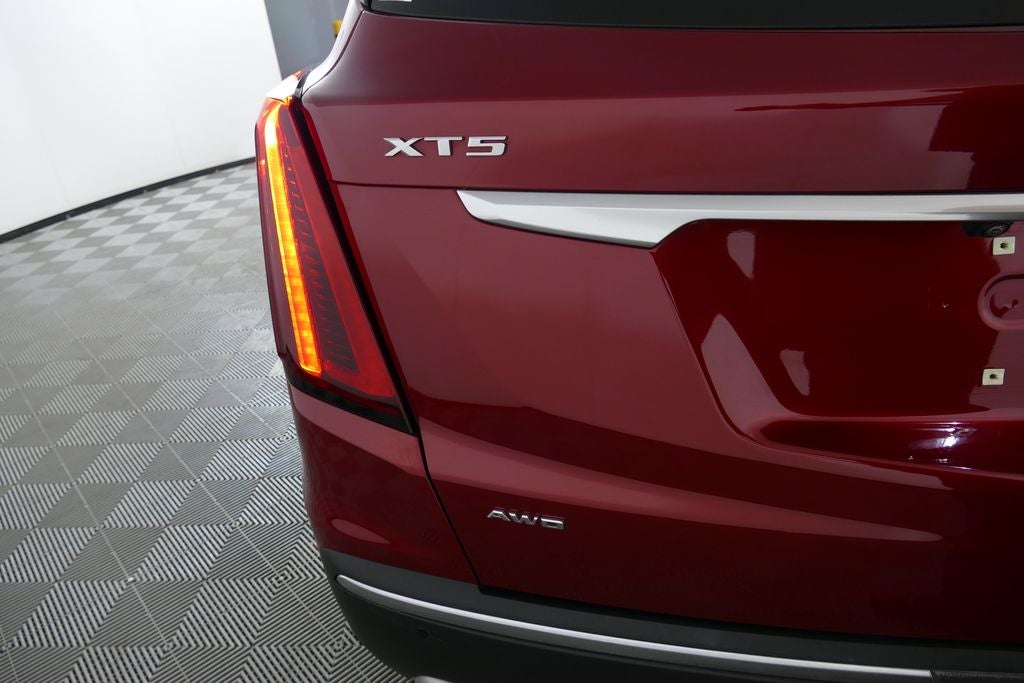 2020 Cadillac XT5 Premium Luxury