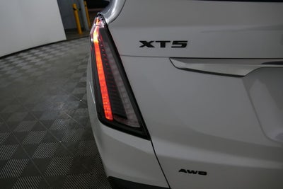 2025 Cadillac XT5 Sport