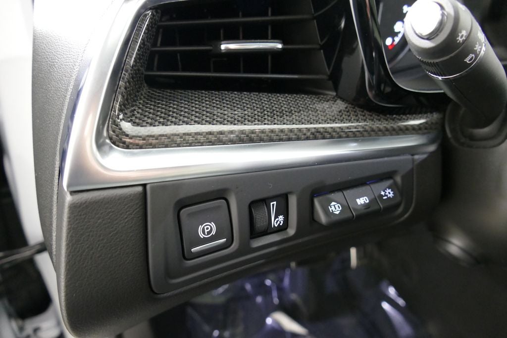 2025 Cadillac XT5 Sport