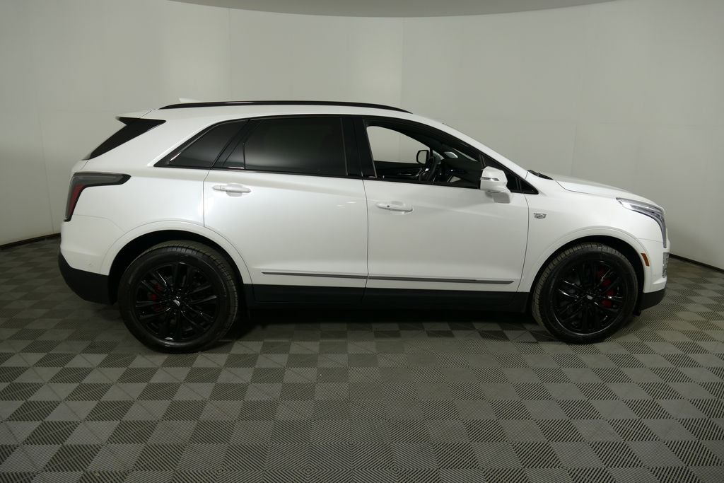 2025 Cadillac XT5 Sport